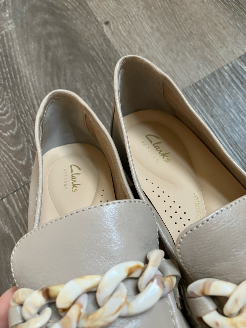 Clarks Women's Sarafyna Iris Loafers - Picture 16 of 17